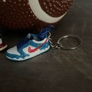 Mini dunk keychain